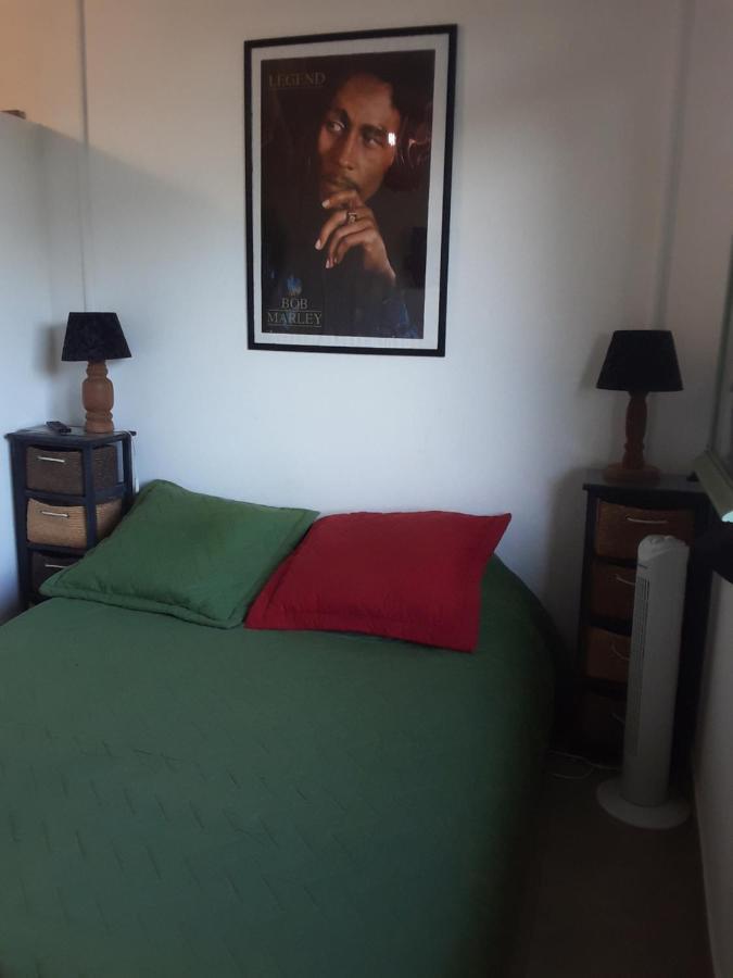 Hotel Le Tulear - Aux 4 Coins Du Monde Saint Pierre Zewnętrze zdjęcie