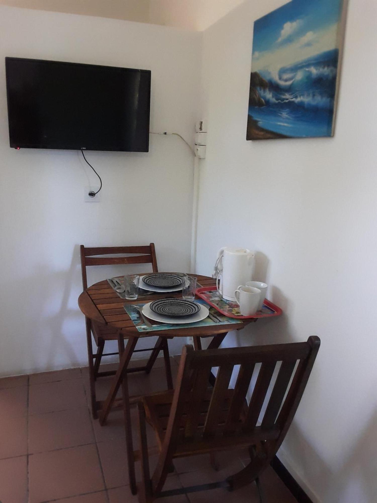 Hotel Le Tulear - Aux 4 Coins Du Monde Saint Pierre Pokój zdjęcie